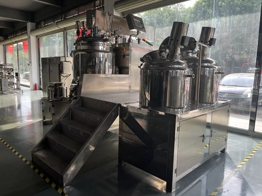5-2000L Kosmetische Vacuüm Homogeniserende Emulgerende Mixer 7,5 kW 220V 380V