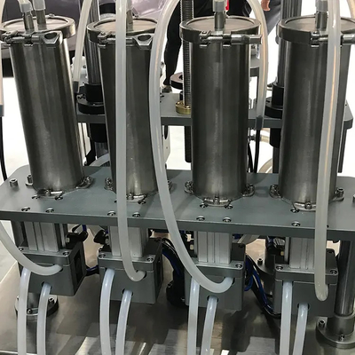 Semi - Automatische het Parfumproductielijn 12000BPH van de Parfum Vullende Machine