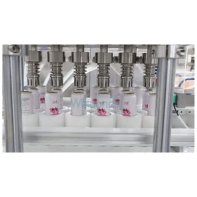 Hoog nauwkeurige cosmetische vloeistof vulmachine 1 jaar garantie 70pcs / min